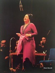 Oum Kalthoum mise à l'honneur dans l'émission Ici Paris du 02/04/2024