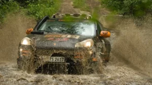 Porsche Cayenne en rallye en Sibérie, voiture mise à l'honneur dans Reportages VIP du 29/06/2024