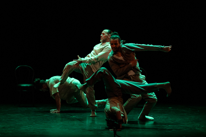 "Mosaïk", danse à Aubergenville le 21/11/2025